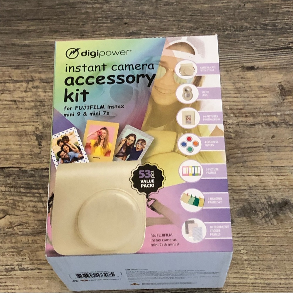 Digipower  Instant Camera Accessory KIT never used